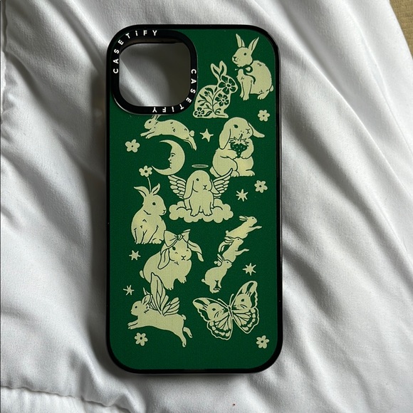 Casetify spring bunnies iPhone 13/14/15 case - Picture 1 of 6